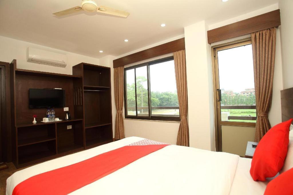 Oyo 525 Hotel Aloka Inn Rummindei Esterno foto