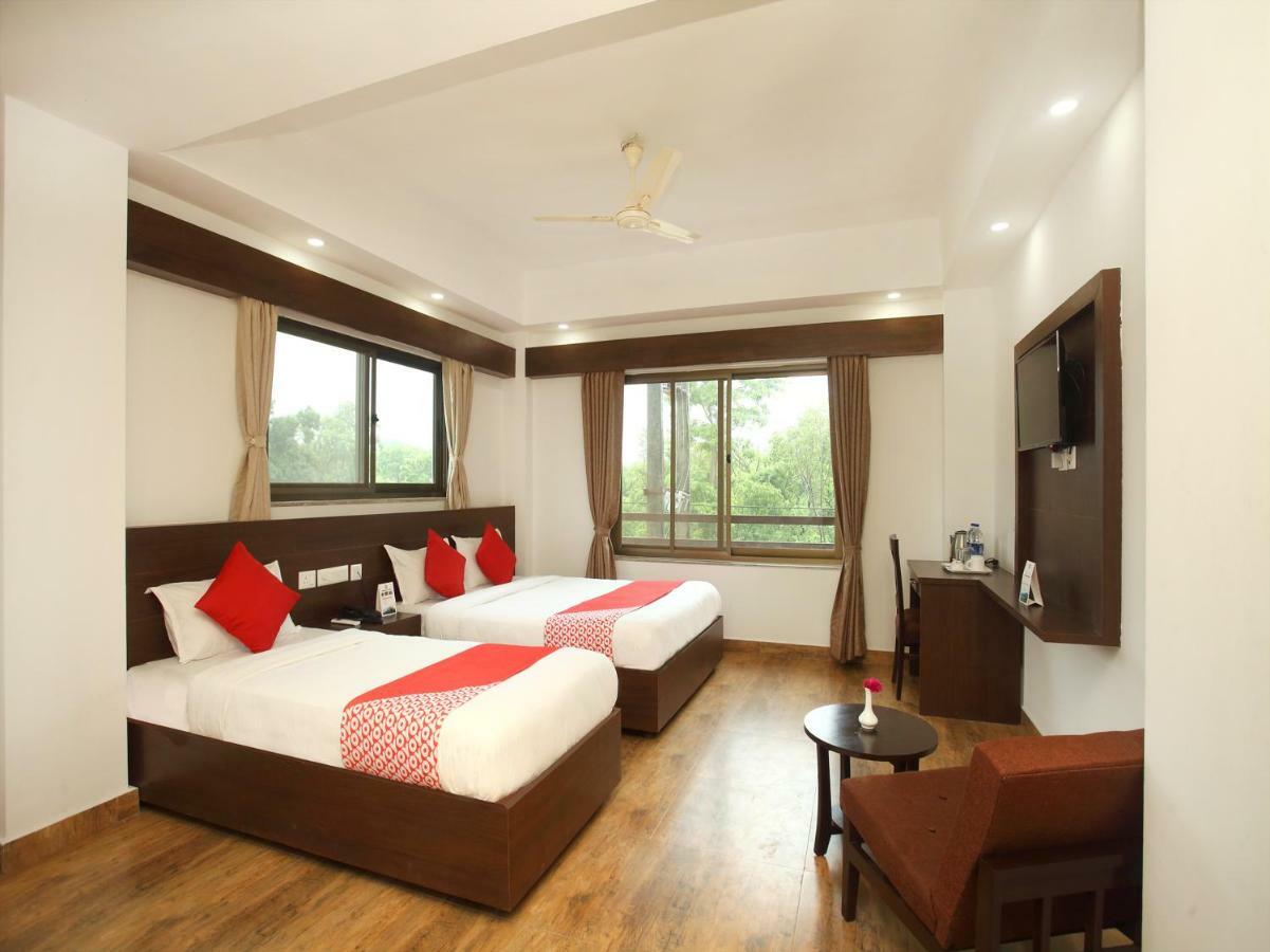 Oyo 525 Hotel Aloka Inn Rummindei Esterno foto