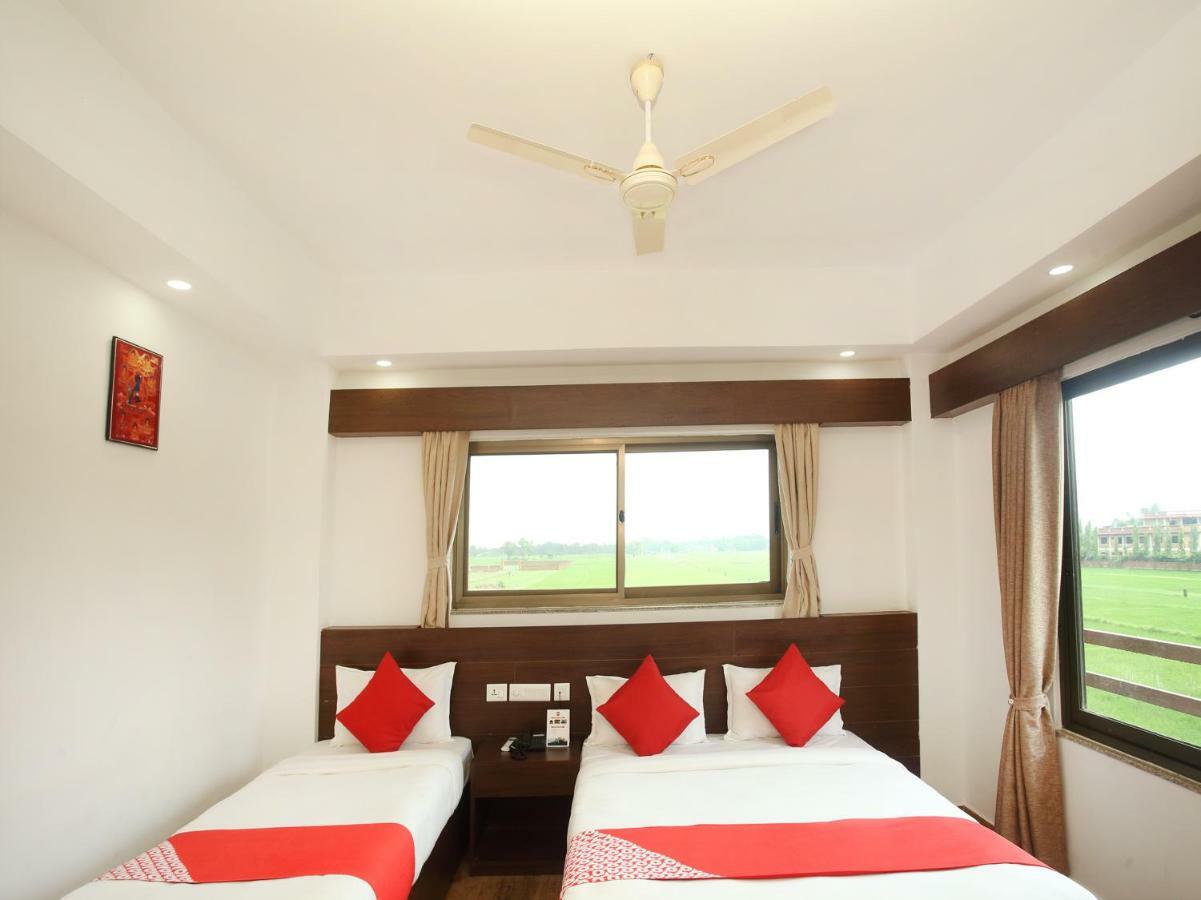 Oyo 525 Hotel Aloka Inn Rummindei Esterno foto
